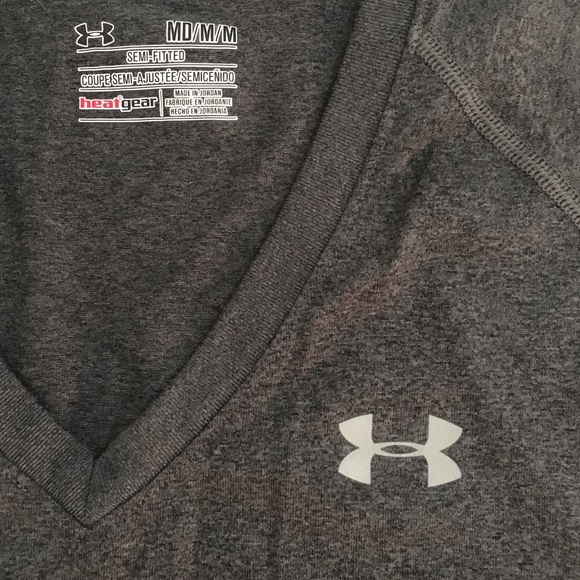 UNDER ARMOUR V NECK T-SHIRT - Picture 2 of 2